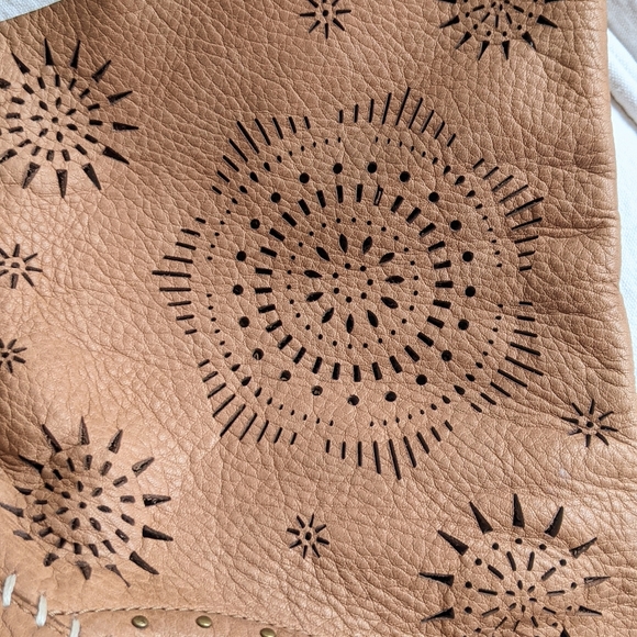 Koolaburra by UGG Becca Laser Boots - Picture 8 of 9